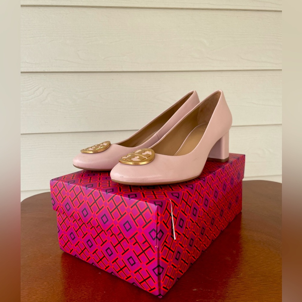 Tory Burch Pink Leather Pumps